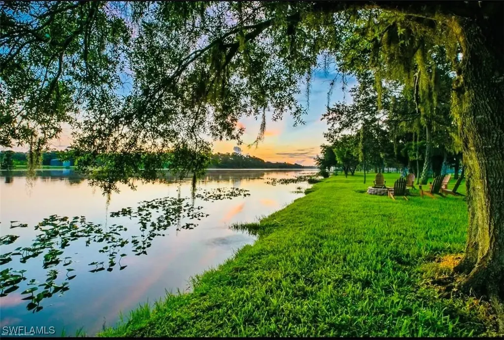 1950 Mitchell Avenue Alva FL 33920