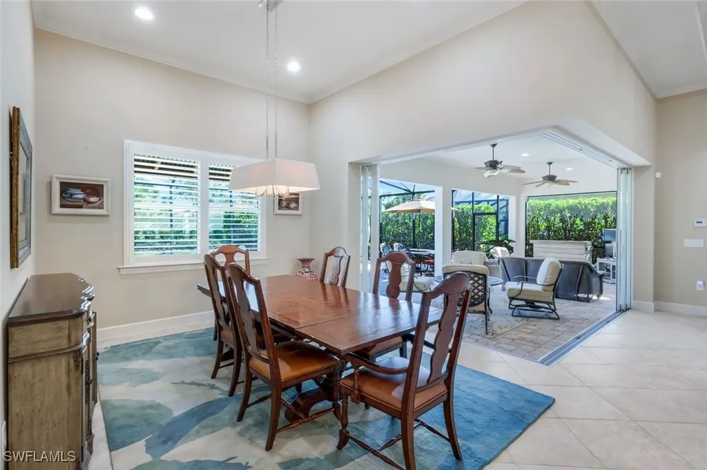 9282 Quarry Drive Naples FL 34120