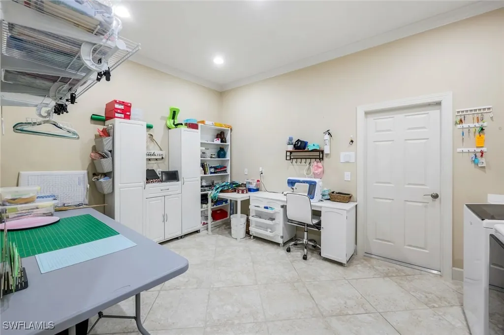 9282 Quarry Drive Naples FL 34120