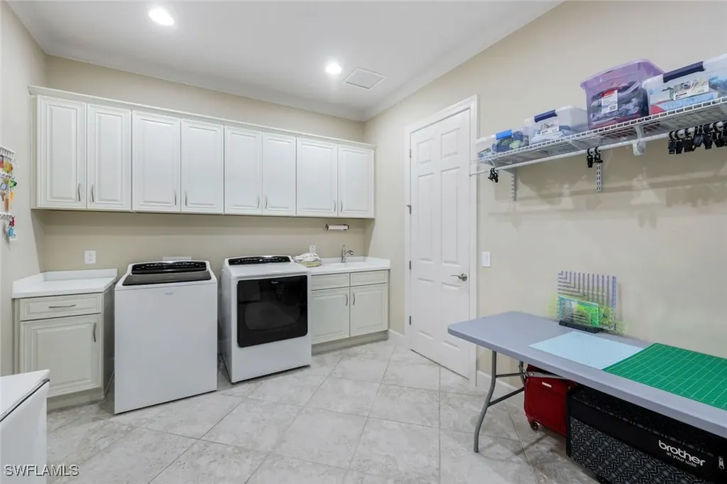 9282 Quarry Drive Naples FL 34120