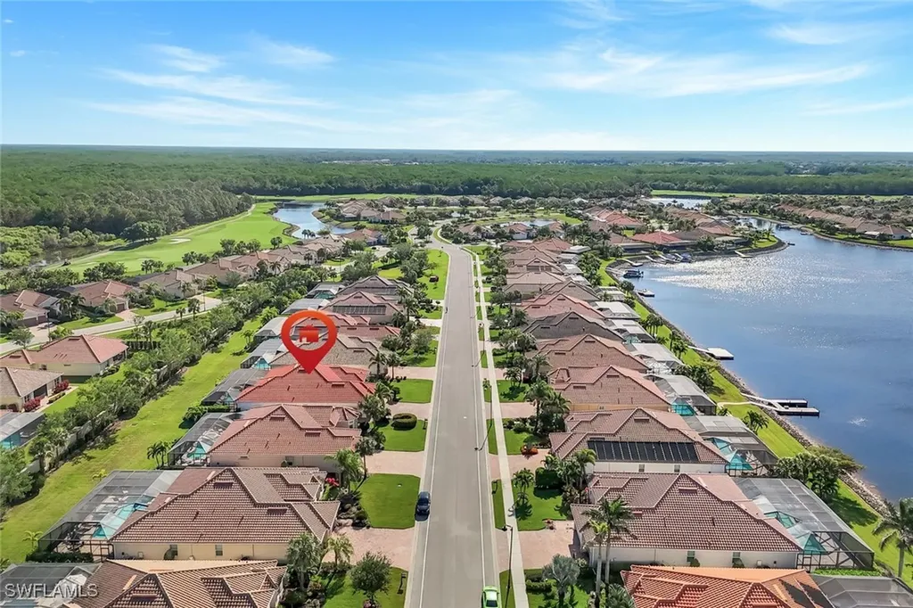 9282 Quarry Drive Naples FL 34120