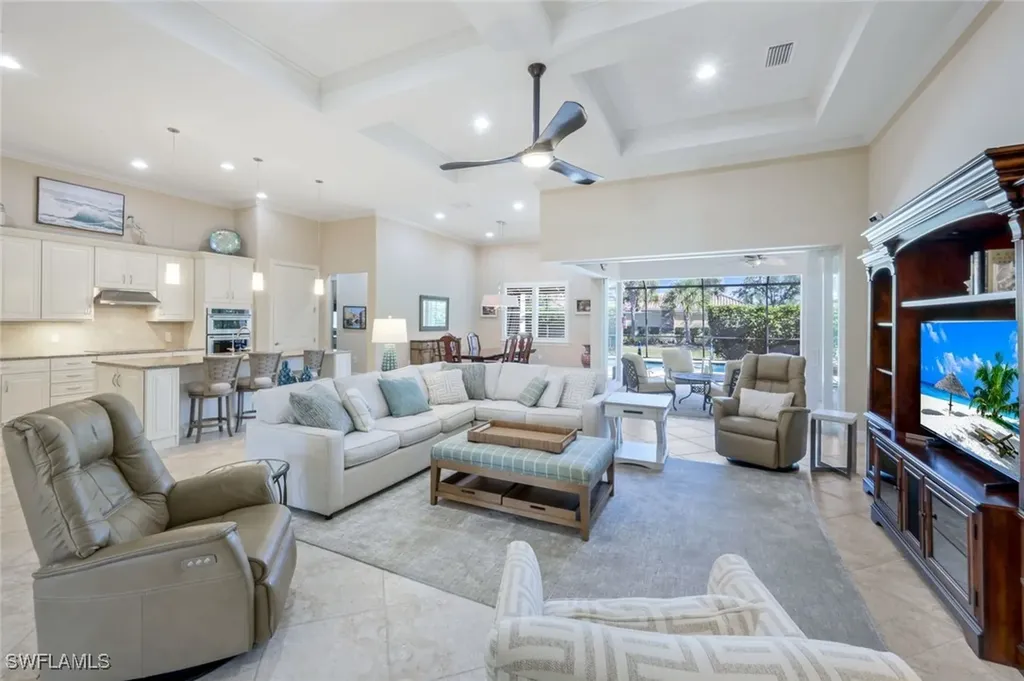 9282 Quarry Drive Naples FL 34120