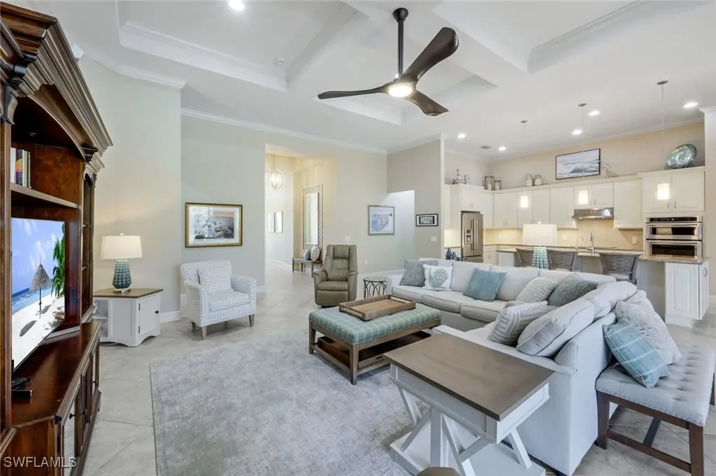 9282 Quarry Drive Naples FL 34120