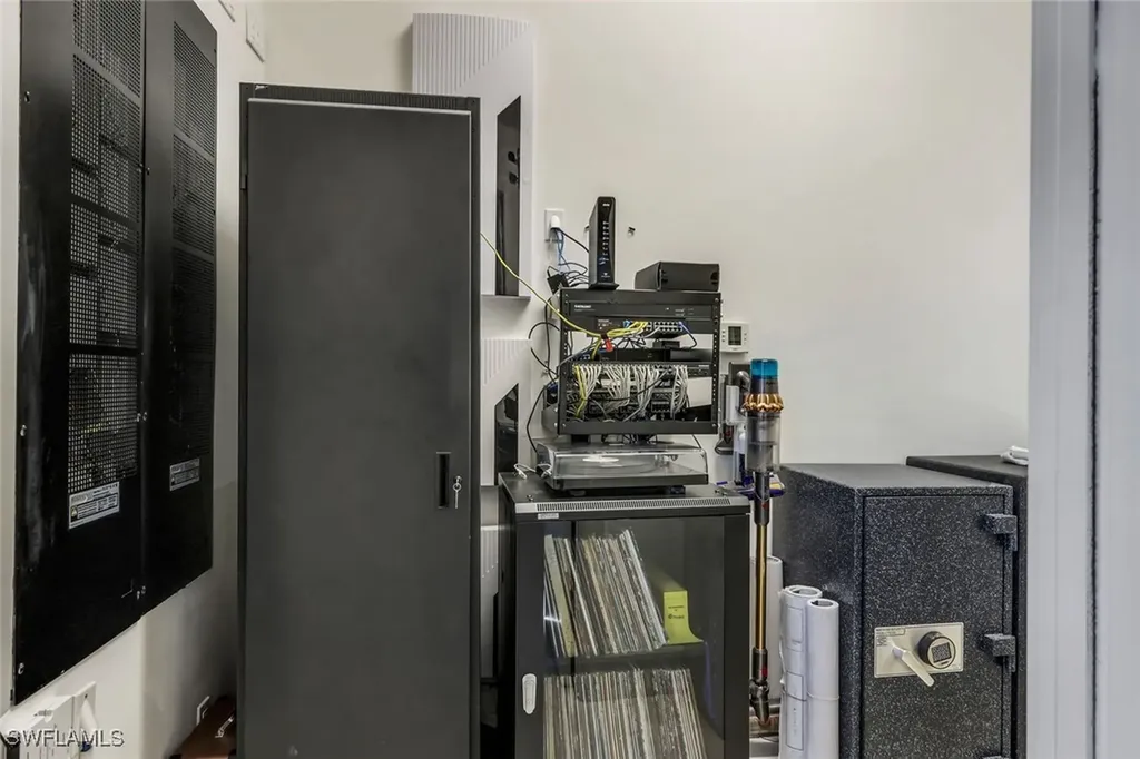 2296 Hawksridge Loop Naples FL 34105