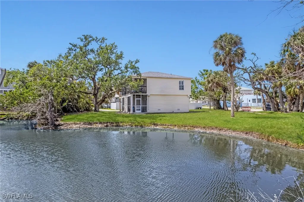 225 Nature View Court Fort Myers Beach FL 33931