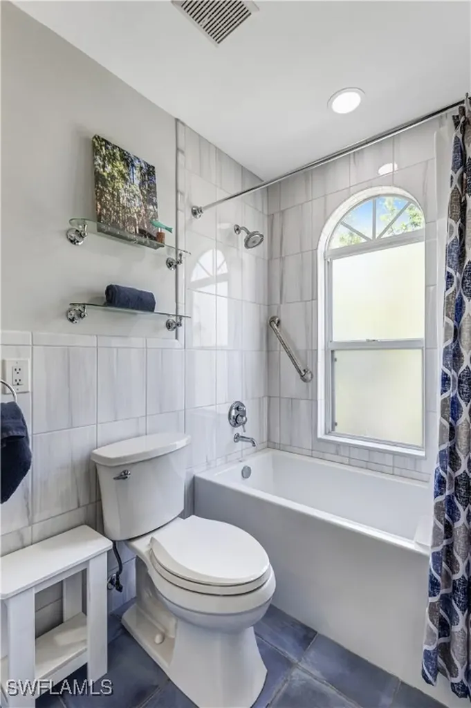 225 Nature View Court Fort Myers Beach FL 33931