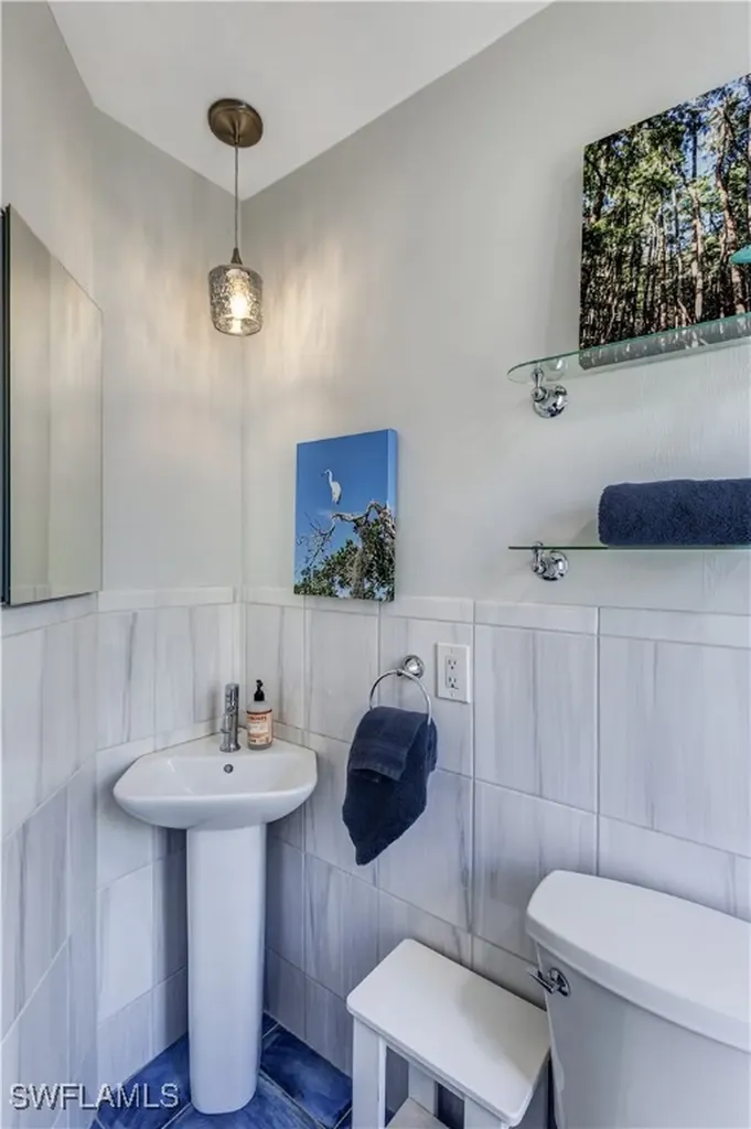 225 Nature View Court Fort Myers Beach FL 33931