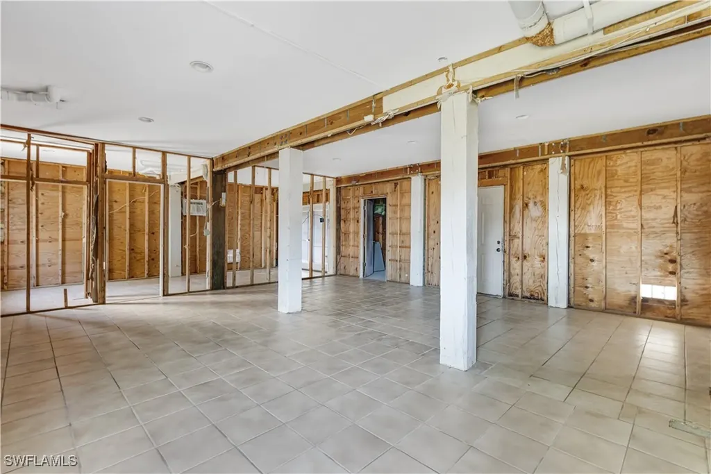 225 Nature View Court Fort Myers Beach FL 33931