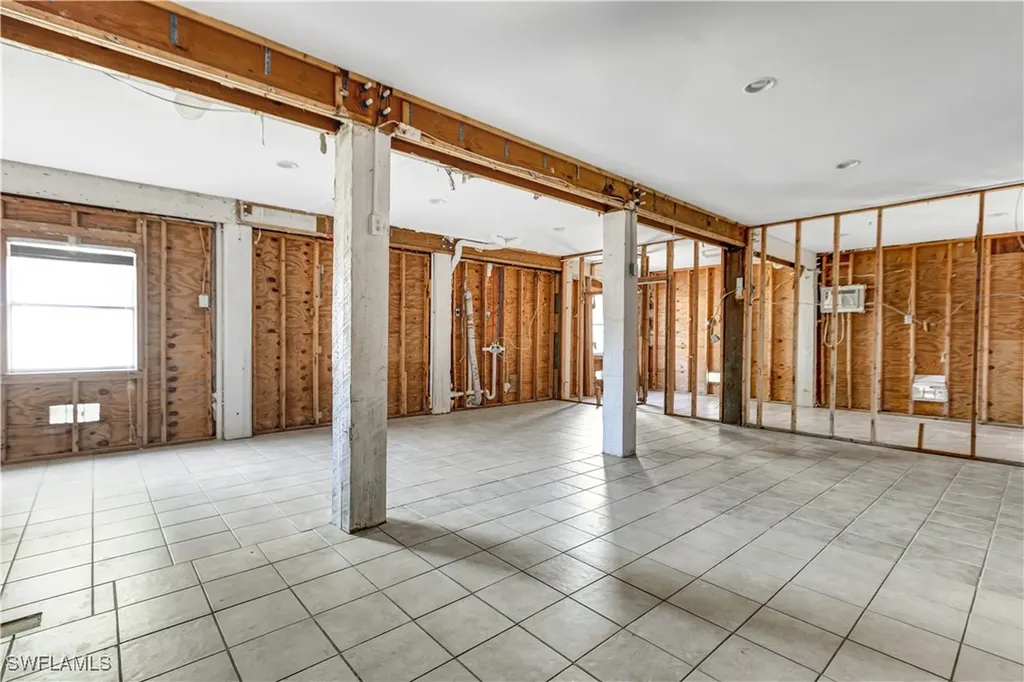 225 Nature View Court Fort Myers Beach FL 33931