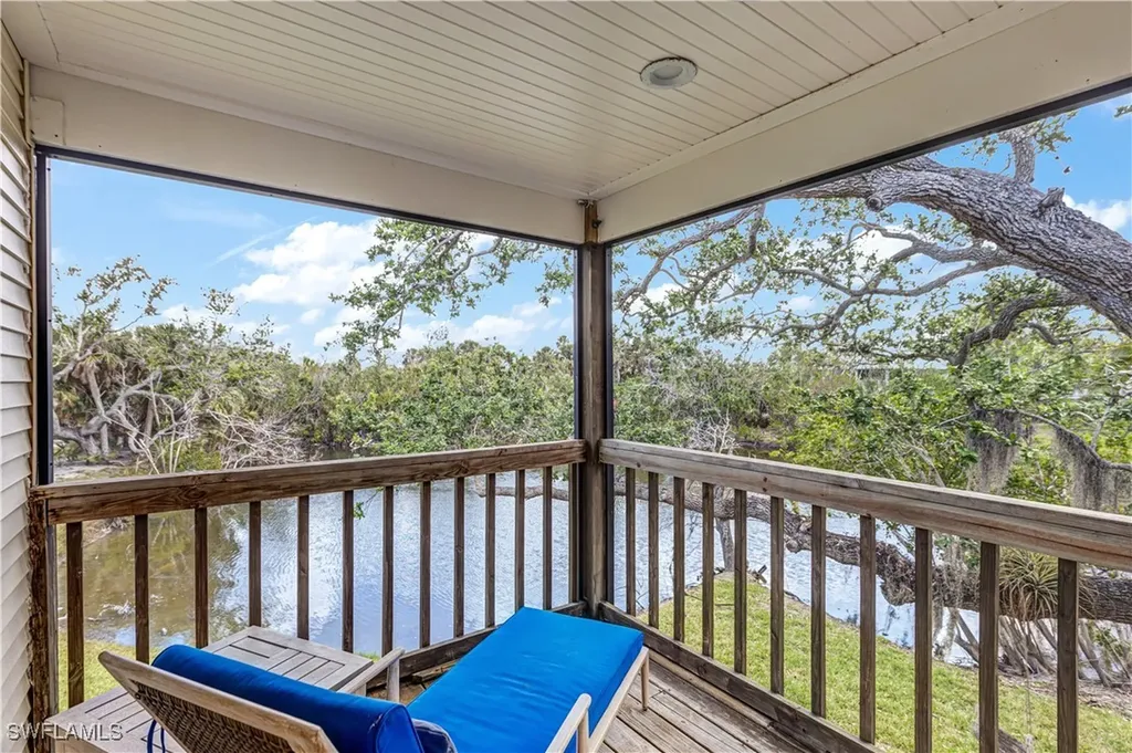 225 Nature View Court Fort Myers Beach FL 33931