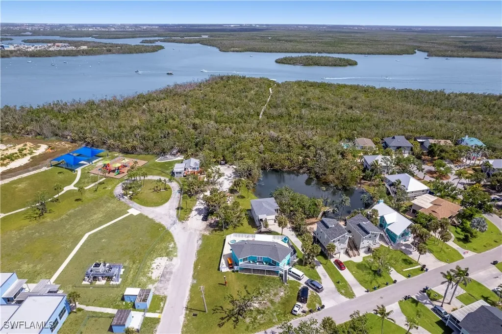 225 Nature View Court Fort Myers Beach FL 33931