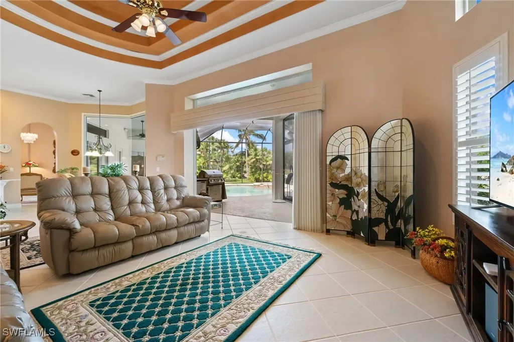 5232 Old Gallows Way Naples FL 34105