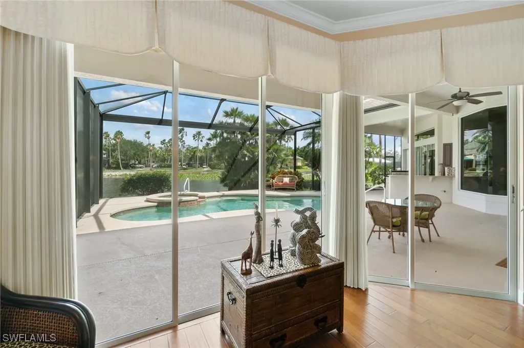 5232 Old Gallows Way Naples FL 34105