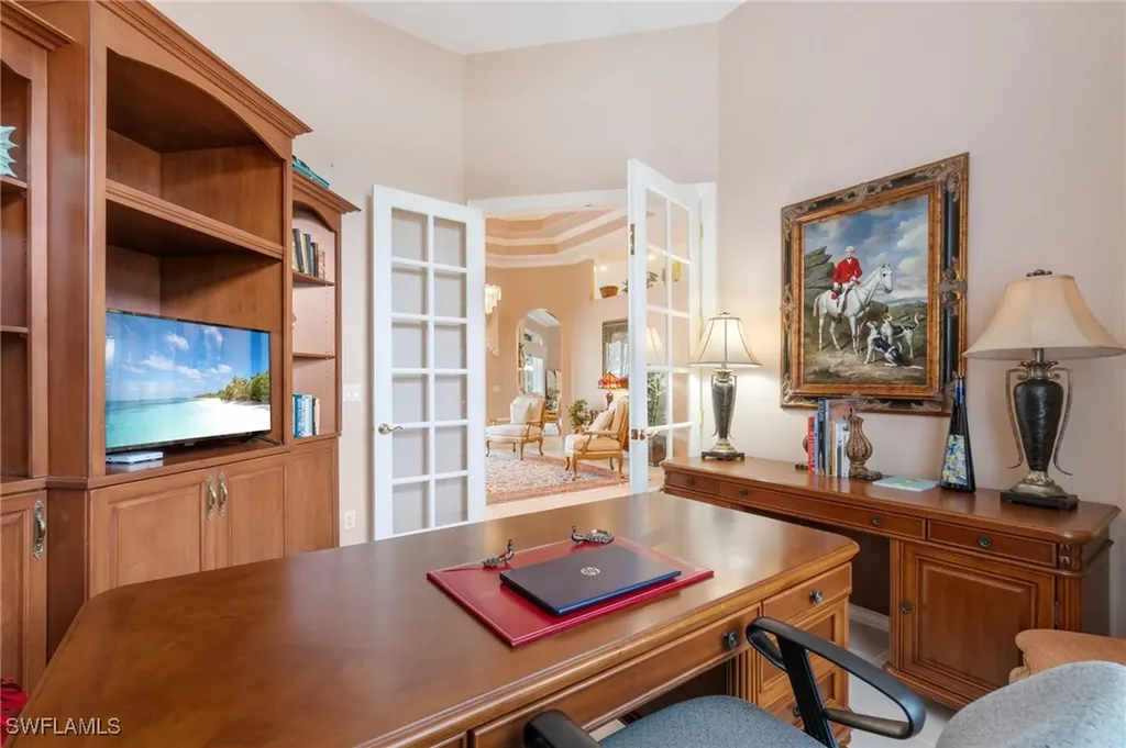 5232 Old Gallows Way Naples FL 34105
