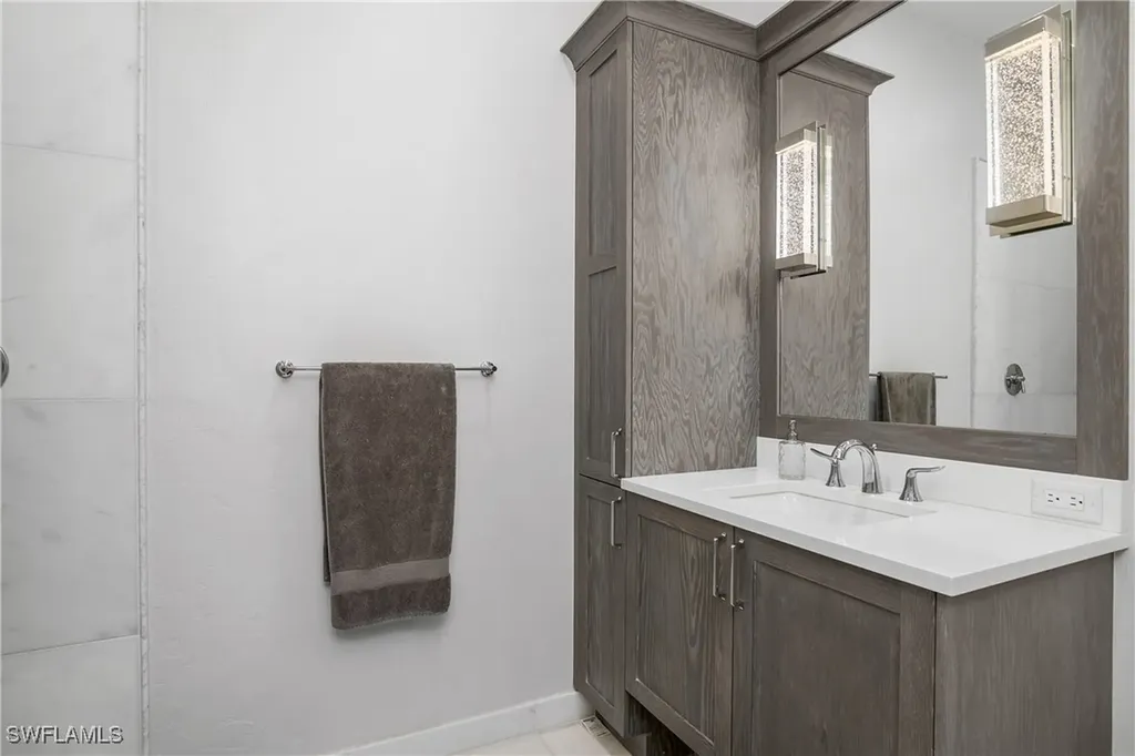 3370 Oaklake Court Bonita Springs FL 34134