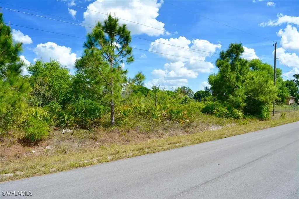 1510 Pine Avenue Lehigh Acres FL 33972
