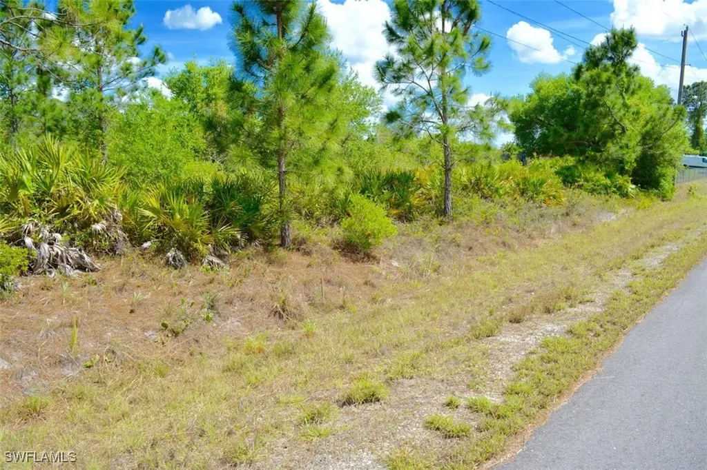 1510 Pine Avenue Lehigh Acres FL 33972