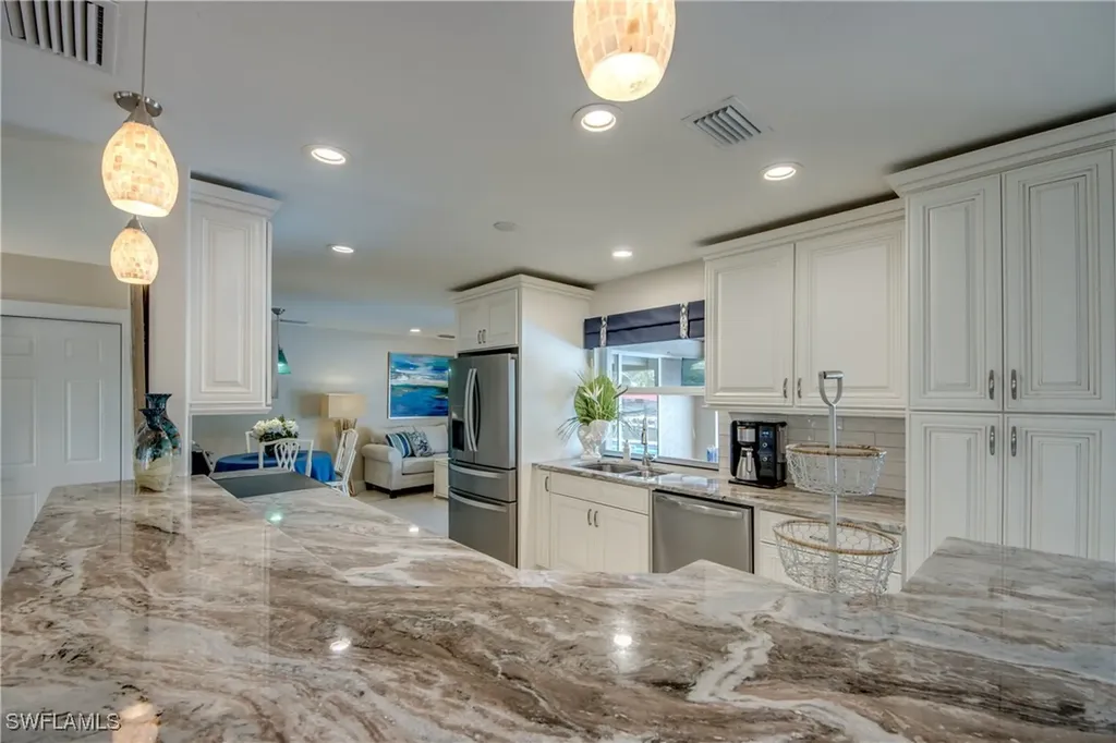 127 SW 54th Street Cape Coral FL 33914