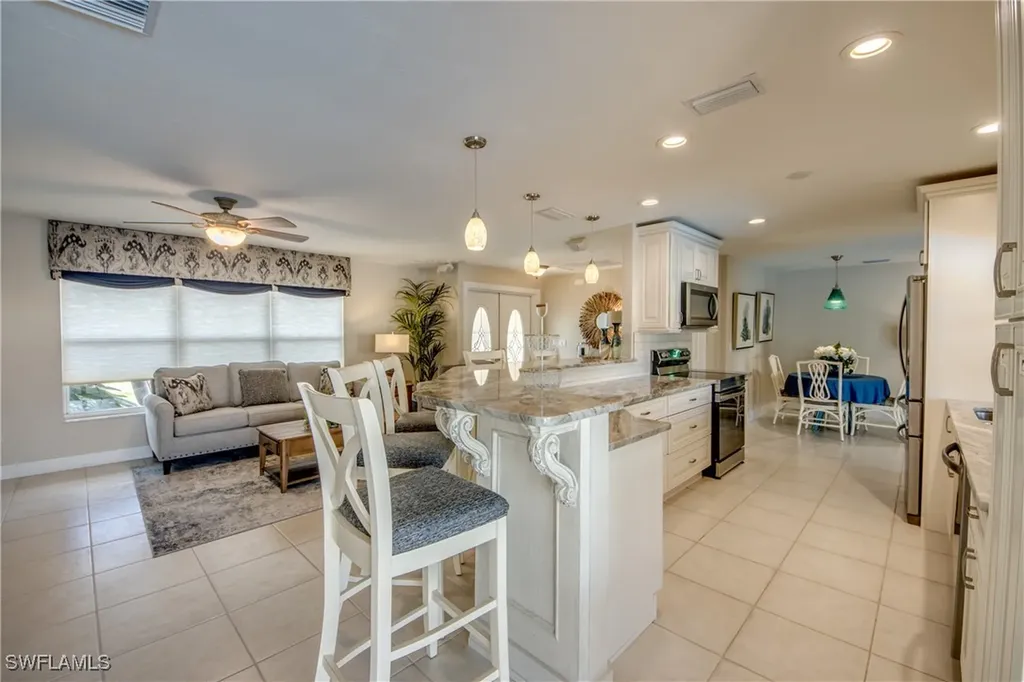 127 SW 54th Street Cape Coral FL 33914