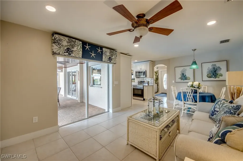 127 SW 54th Street Cape Coral FL 33914