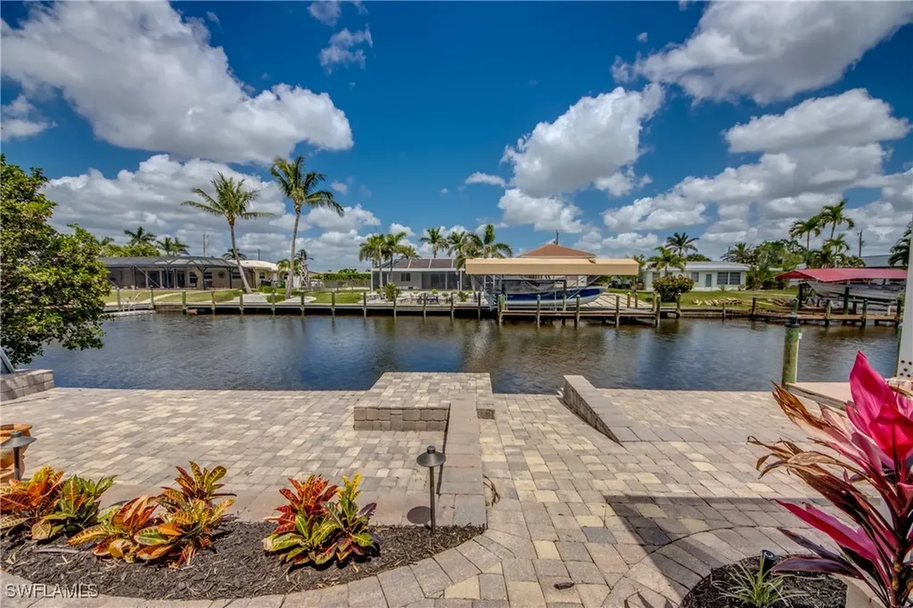 127 SW 54th Street Cape Coral FL 33914