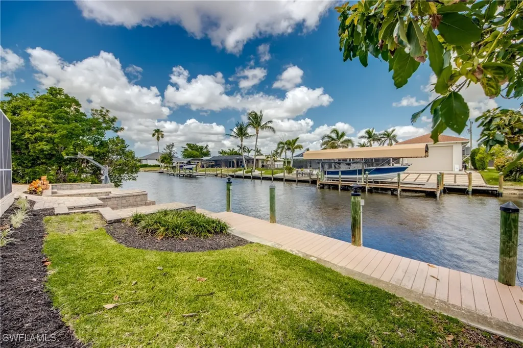 127 SW 54th Street Cape Coral FL 33914