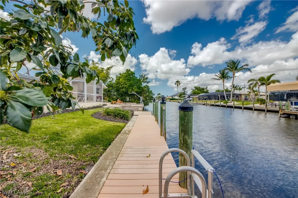127 SW 54th Street Cape Coral FL 33914