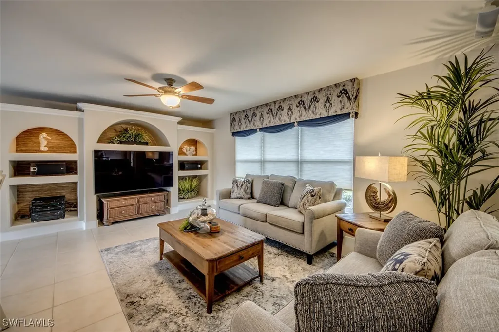 127 SW 54th Street Cape Coral FL 33914