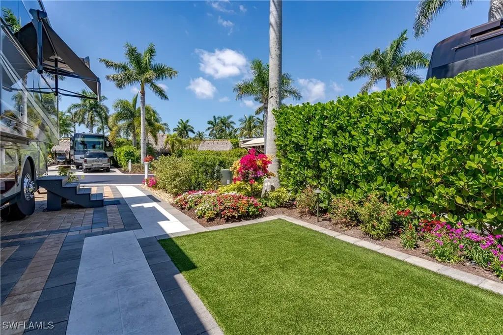 13567 Snook Circle Naples FL 34114