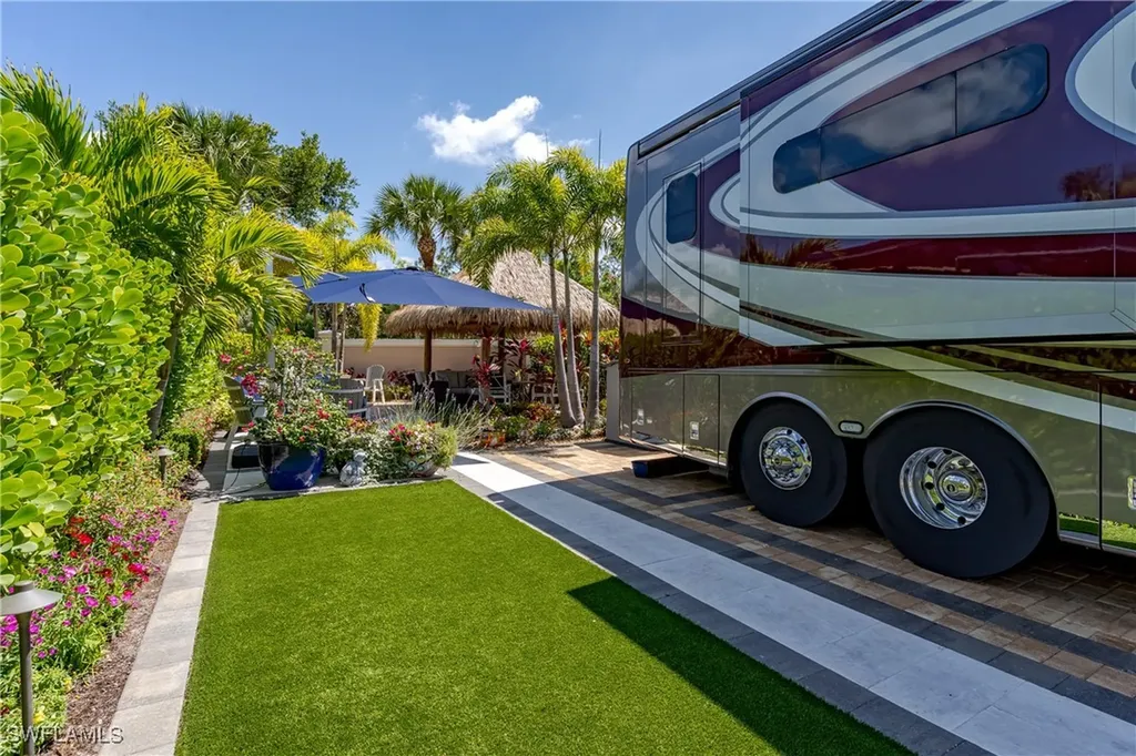 13567 Snook Circle Naples FL 34114