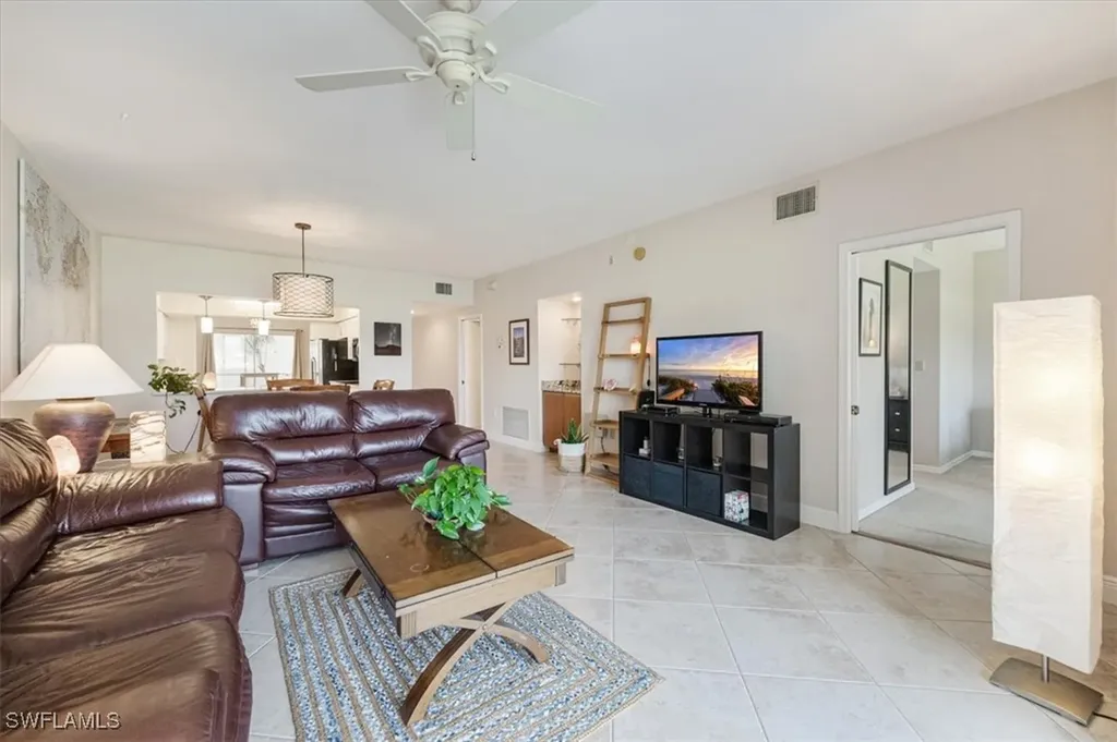6025 Chardonnay Lane Naples FL 34119