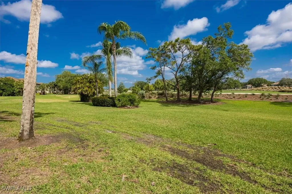 6025 Chardonnay Lane Naples FL 34119
