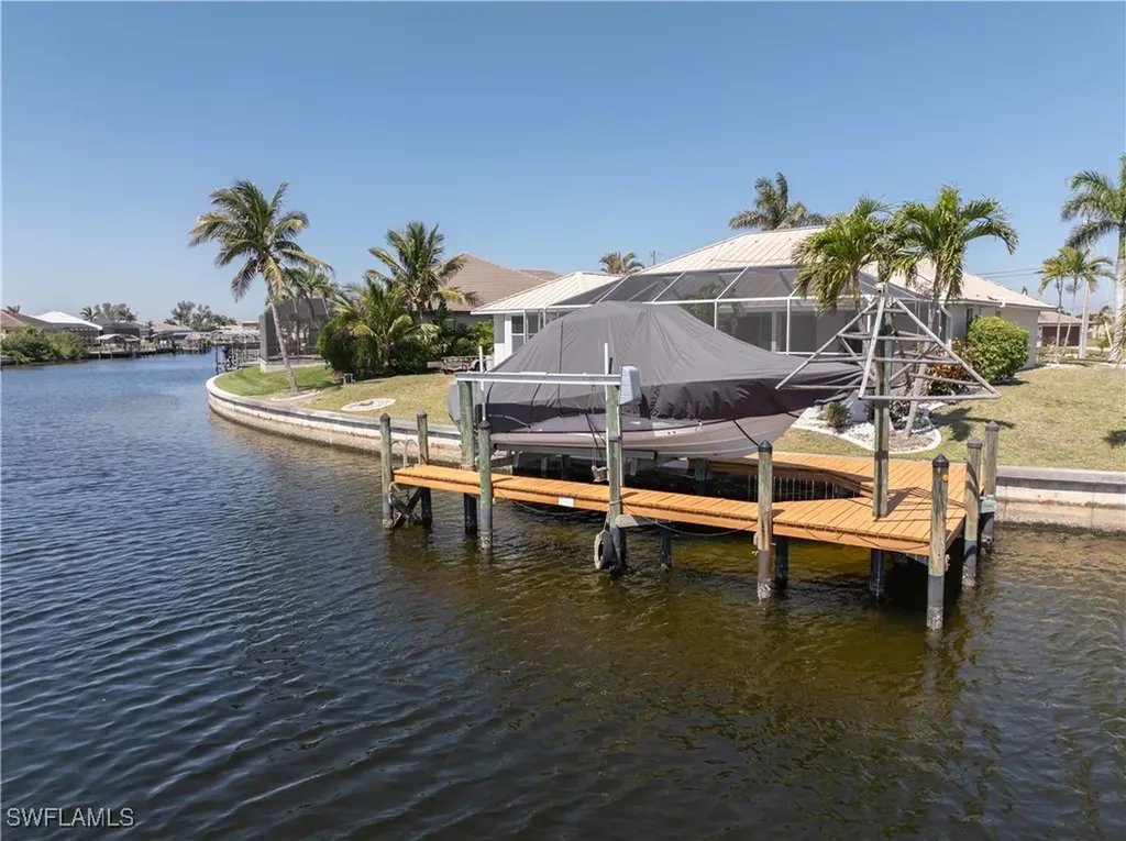 1001 NW 35th Avenue Cape Coral FL 33993