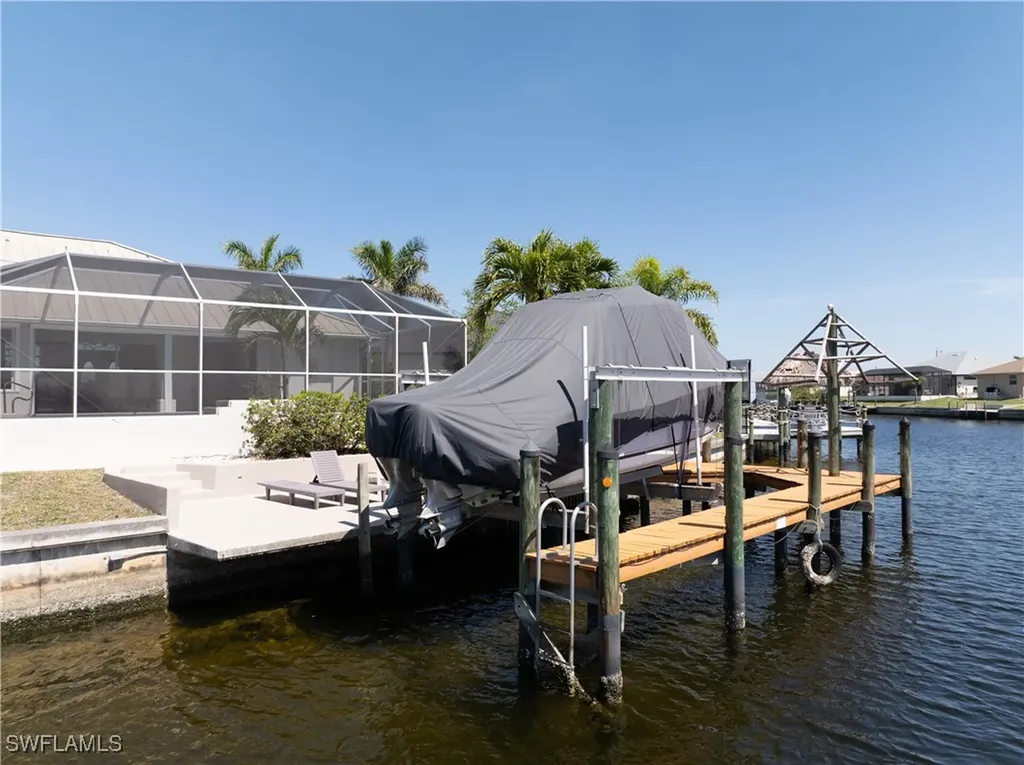 1001 NW 35th Avenue Cape Coral FL 33993