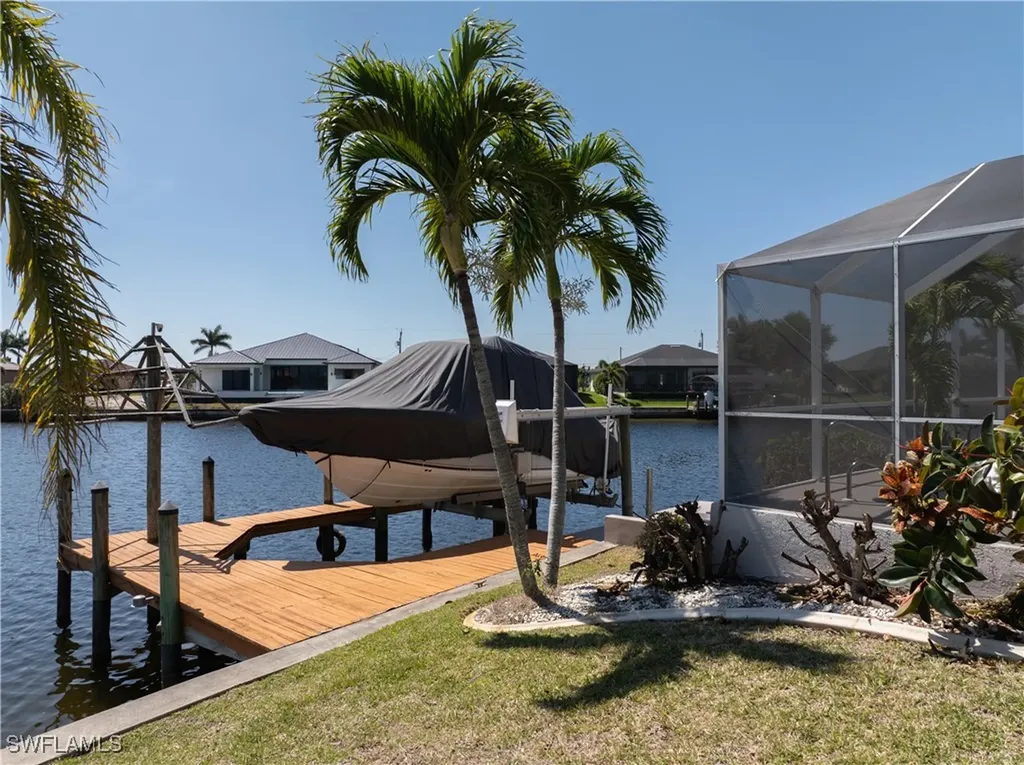 1001 NW 35th Avenue Cape Coral FL 33993