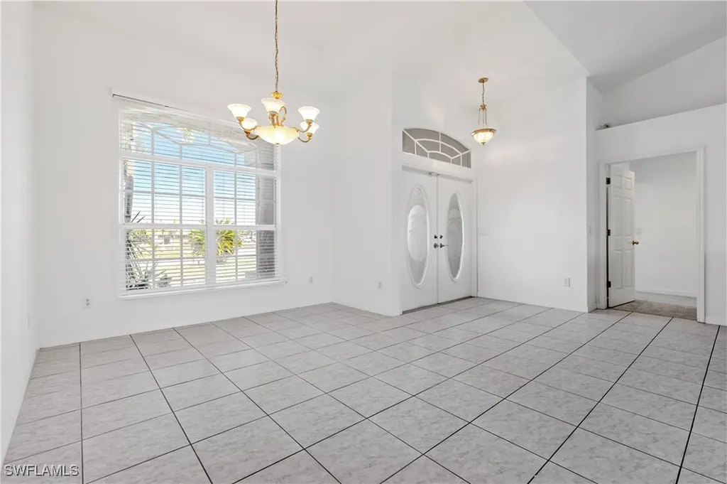 1001 NW 35th Avenue Cape Coral FL 33993