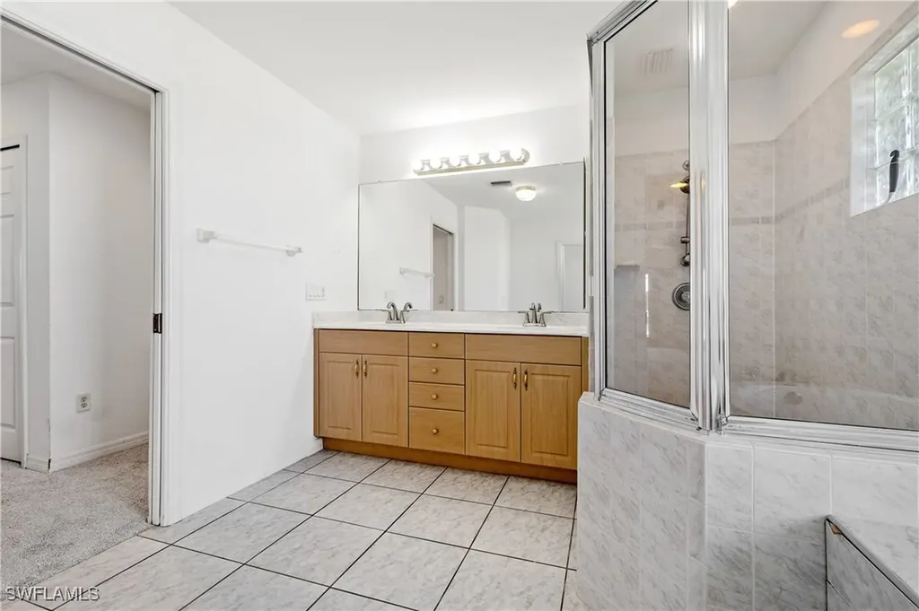 1001 NW 35th Avenue Cape Coral FL 33993