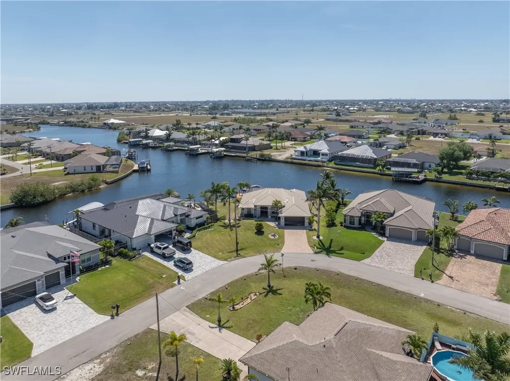 1001 NW 35th Avenue Cape Coral FL 33993