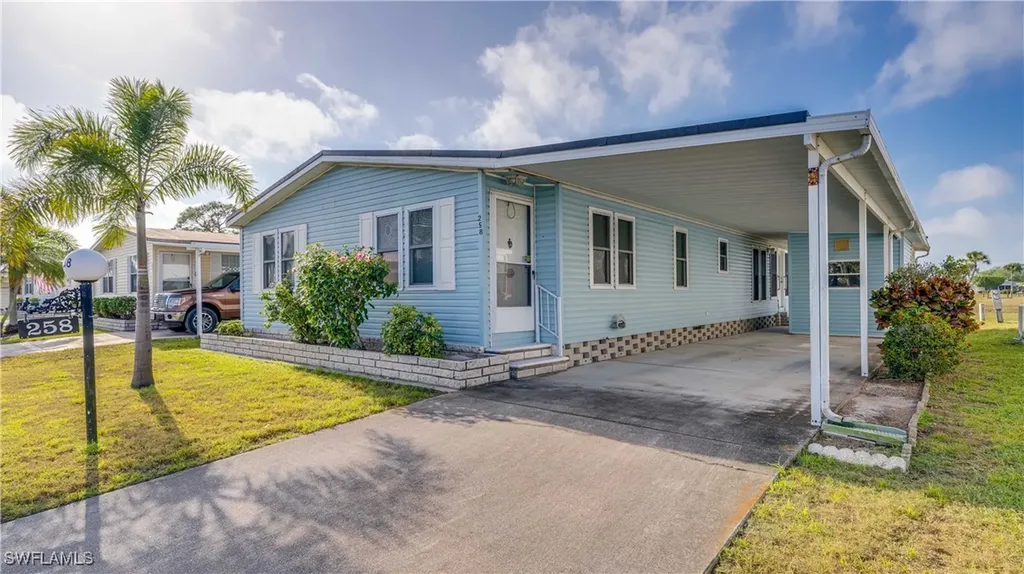 258 Lakeside Drive North Fort Myers FL 33903