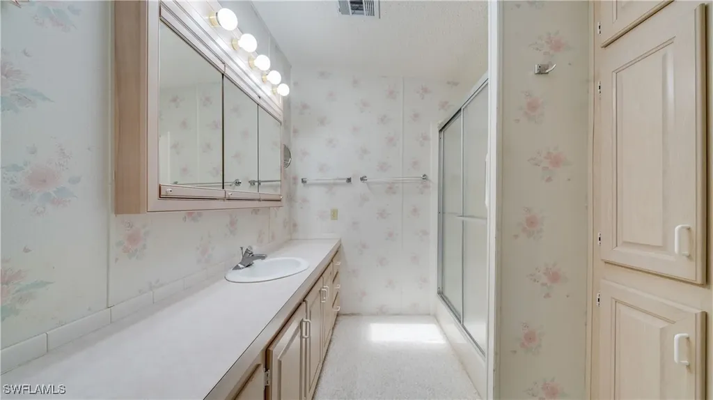 258 Lakeside Drive North Fort Myers FL 33903