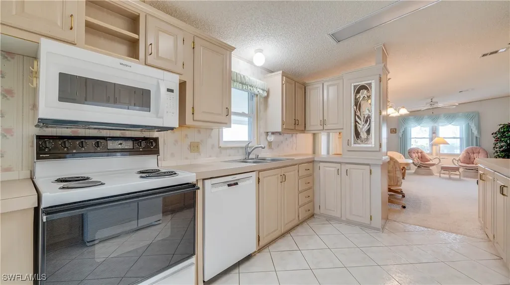 258 Lakeside Drive North Fort Myers FL 33903