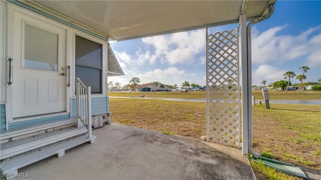 258 Lakeside Drive North Fort Myers FL 33903