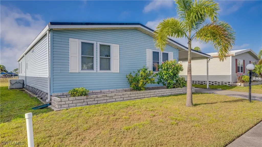 258 Lakeside Drive North Fort Myers FL 33903