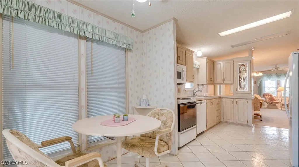 258 Lakeside Drive North Fort Myers FL 33903