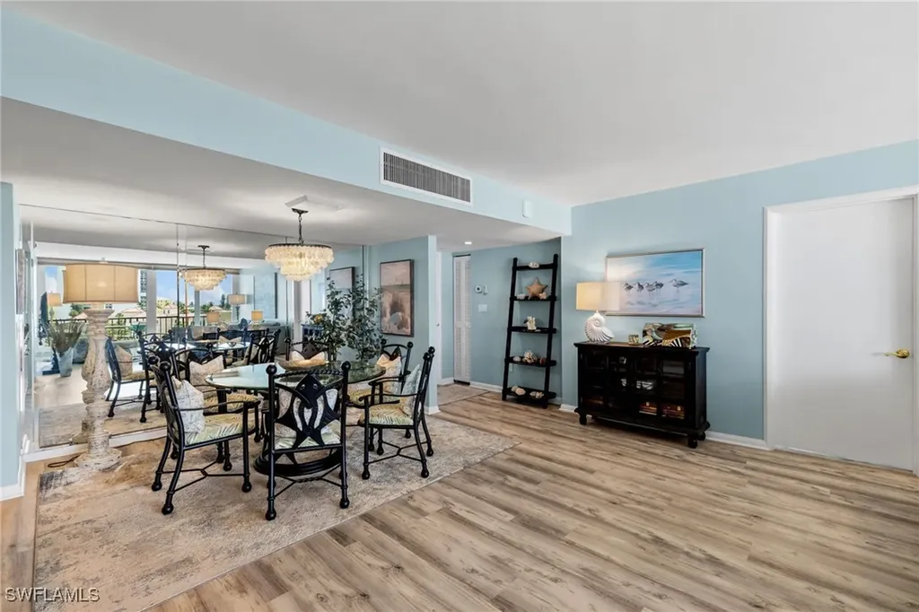 4001 Gulf Shore Boulevard N Naples FL 34103