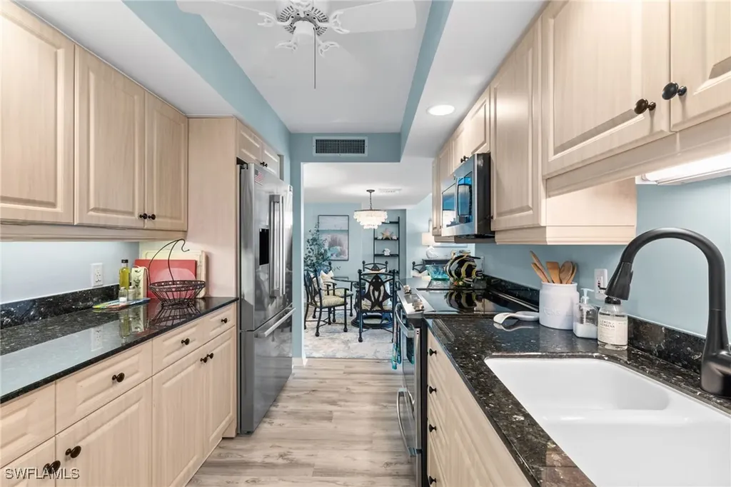 4001 Gulf Shore Boulevard N Naples FL 34103