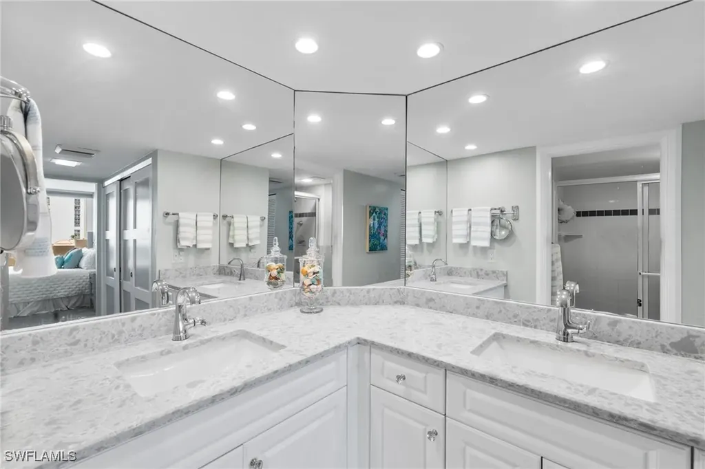 4001 Gulf Shore Boulevard N Naples FL 34103