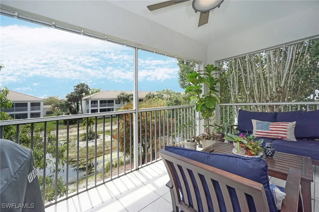 6910 Satinleaf Road N Naples FL 34109
