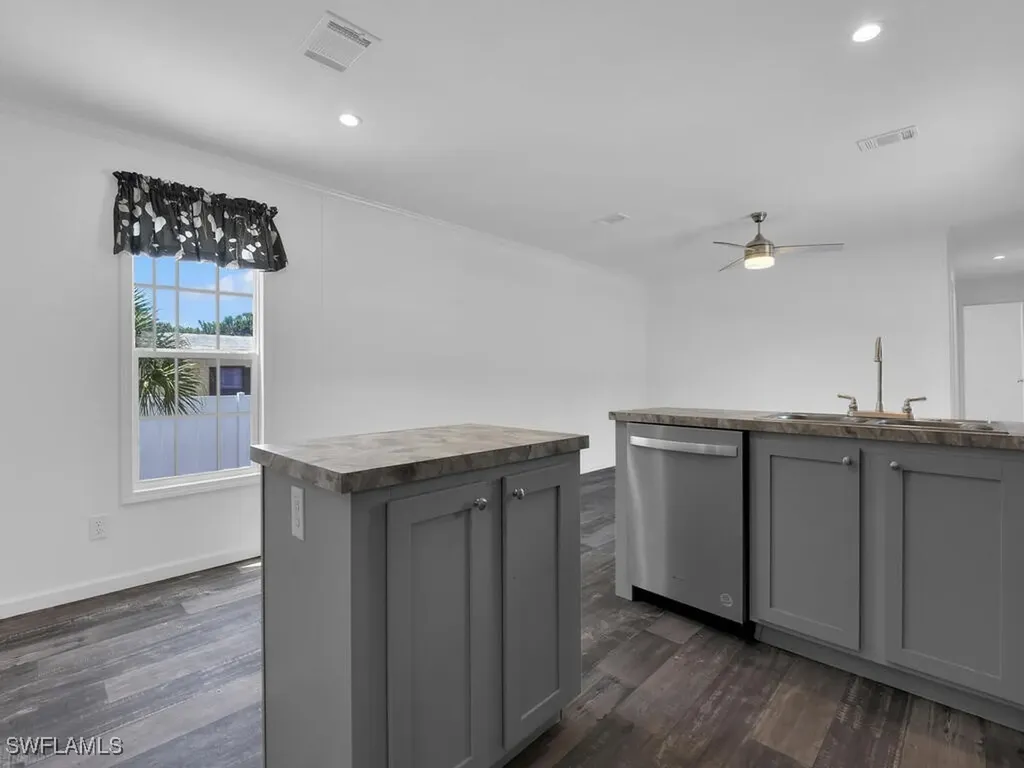 21190 Cypress Park Circle Estero FL 33928