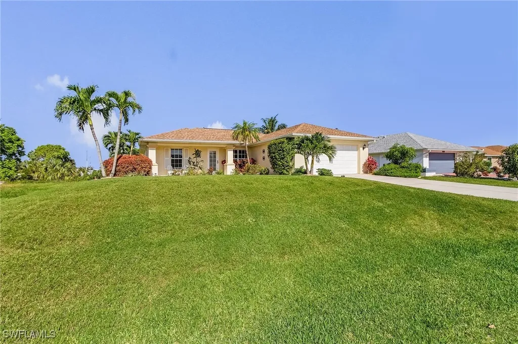 924 NE 11th Avenue Cape Coral FL 33909